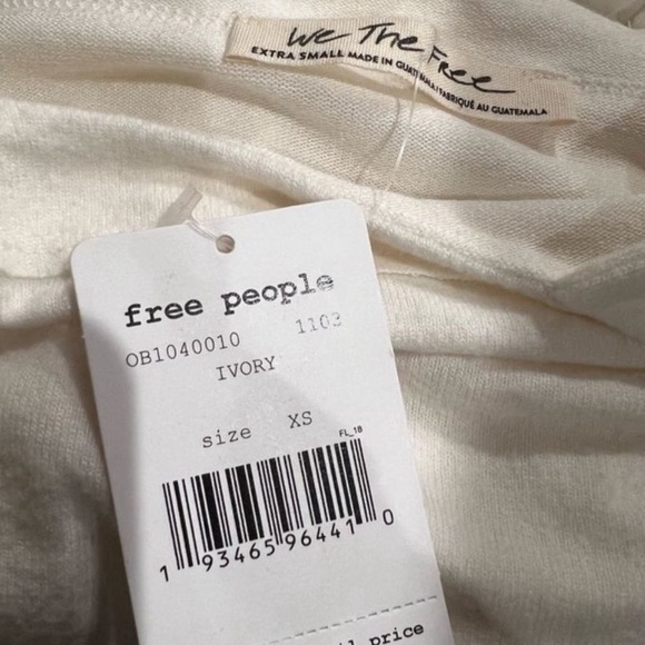 NWT Free People Flaunt It Top - New with Tags - Size XS - Picture 8 of 10